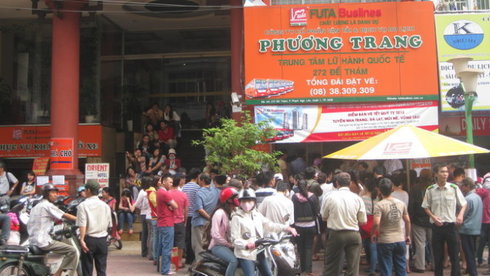 Công ty Phương Trang và ngân hàng nói mình là “nạn nhân”